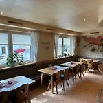 Hotel Alpenblick 2*