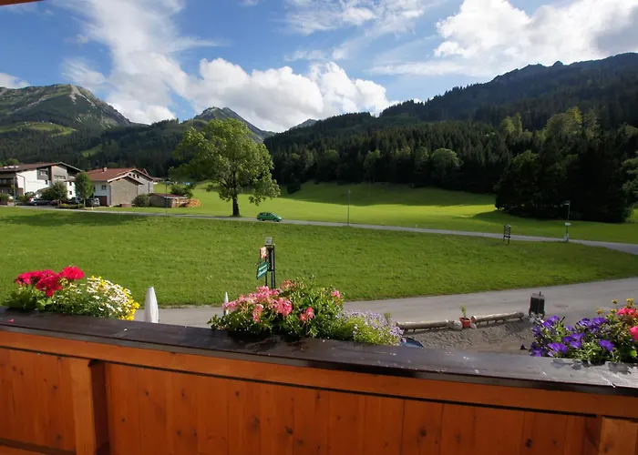 Alpenblick Schattwald